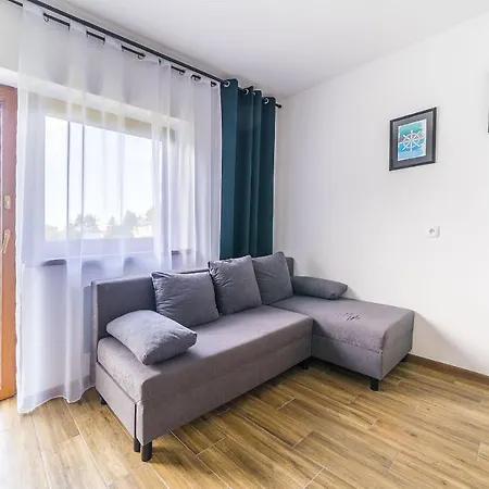 Maryla - Apartamenty I Pokoje - Idealne Dla Rodzin Z Dziecmi Pansiyon Ostrowo (Puck)