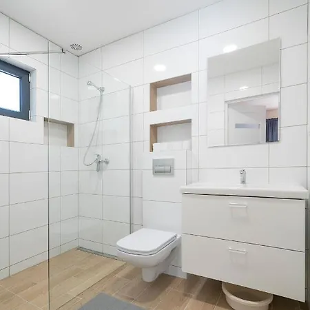 Maryla - Apartamenty I Pokoje - Idealne Dla Rodzin Z Dziecmi Pansiyon Ostrowo (Puck)